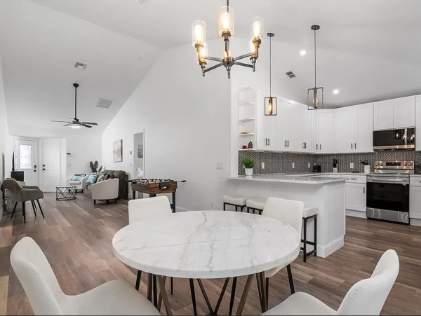 Exquisite 3-Bedroom Home in North Naples - Your Ideal Getaway